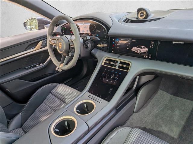 2025 Porsche Taycan 4S