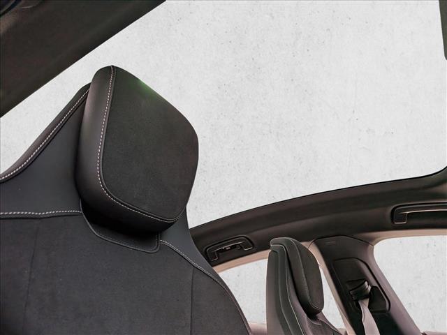 2025 Porsche Taycan 4S