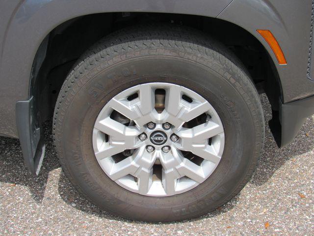 2022 Nissan Frontier Crew Cab SV 4x2