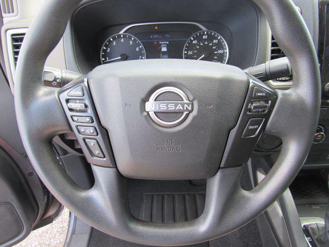 2022 Nissan Frontier Crew Cab SV 4x2