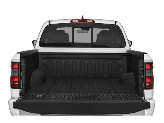 2022 Nissan Frontier Crew Cab SV 4x2