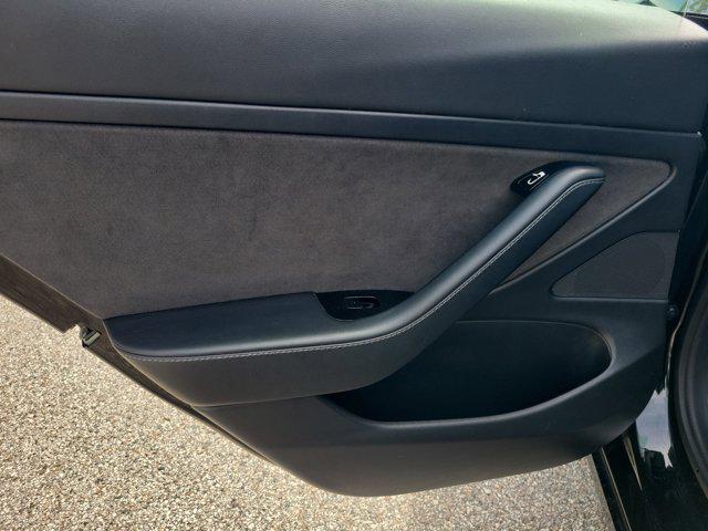 2020 Tesla Model 3 Standard Range Plus Rear-Wheel Drive