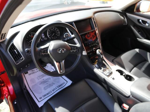 2021 INFINITI Q50 LUXE
