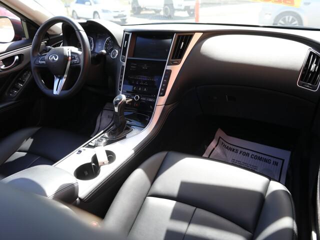 2021 INFINITI Q50 LUXE