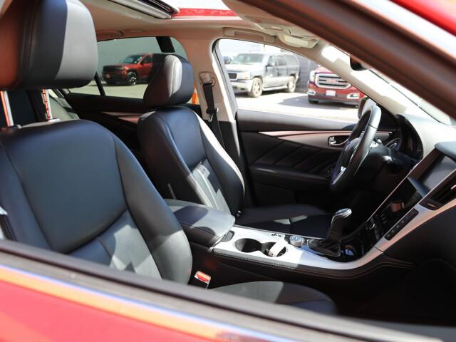 2021 INFINITI Q50 LUXE
