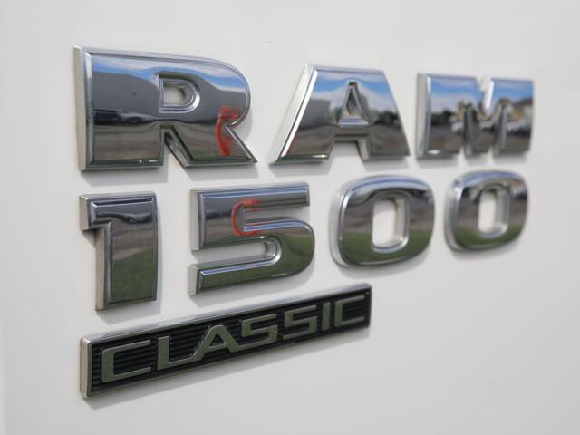 2022 Ram 1500 Classic SLT Crew Cab 4x2 57 Box