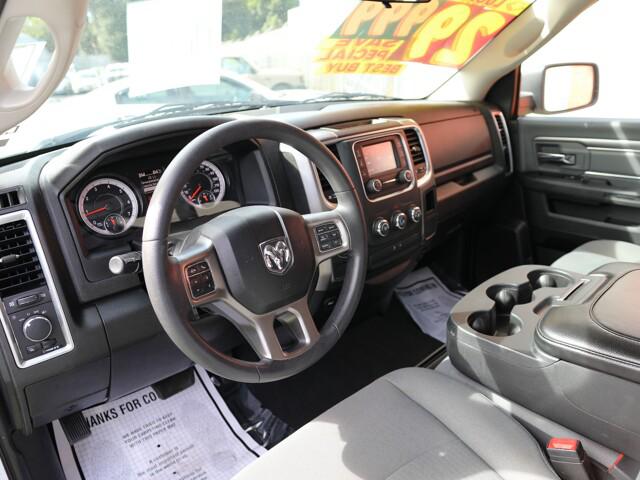 2022 Ram 1500 Classic SLT Crew Cab 4x2 57 Box