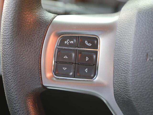 2022 Ram 1500 Classic SLT Crew Cab 4x2 57 Box