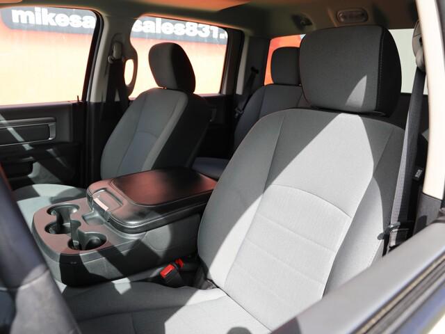2022 Ram 1500 Classic SLT Crew Cab 4x2 57 Box
