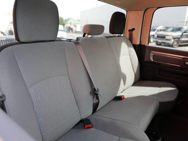 2022 Ram 1500 Classic SLT Crew Cab 4x2 57 Box