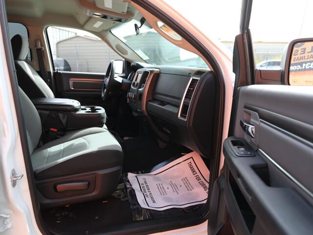 2022 Ram 1500 Classic SLT Crew Cab 4x2 57 Box