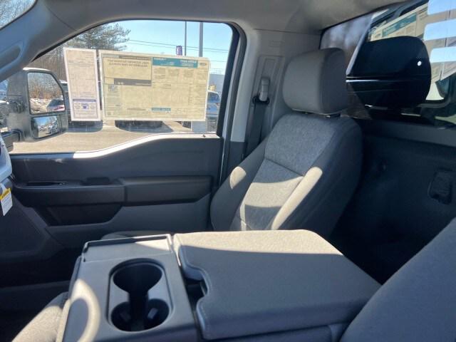 2024 Ford F-550 XL