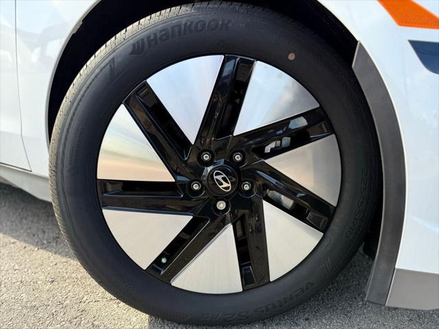 2025 Hyundai IONIQ 6 SE