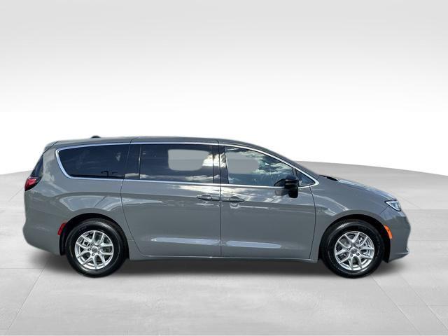 2025 Chrysler Pacifica PACIFICA SELECT