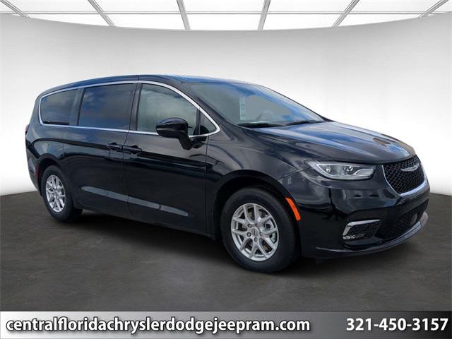 2025 Chrysler Pacifica PACIFICA SELECT