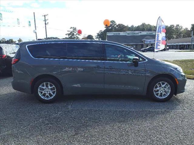 2025 Chrysler Pacifica PACIFICA SELECT