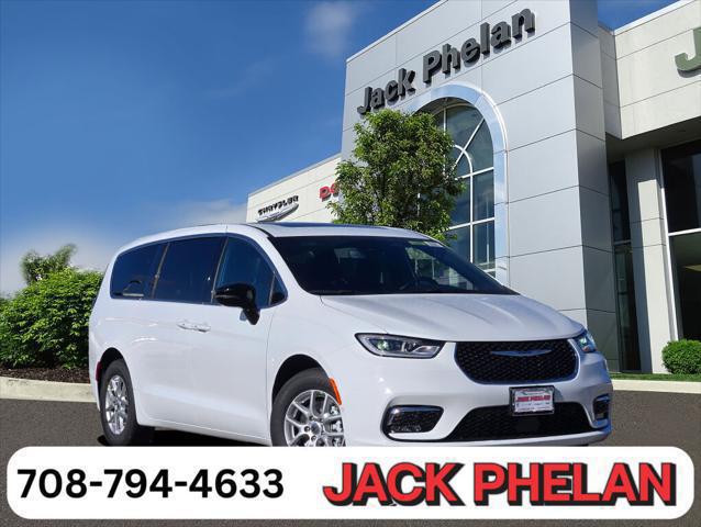 2025 Chrysler Pacifica PACIFICA SELECT