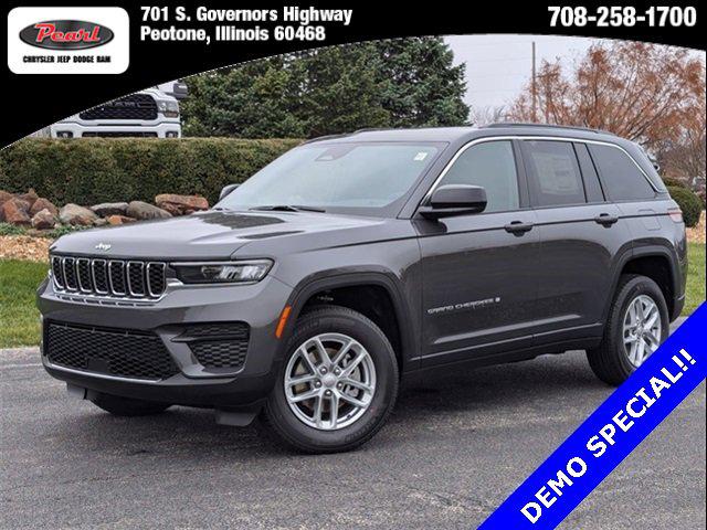 2025 Jeep Grand Cherokee GRAND CHEROKEE LAREDO X 4X4