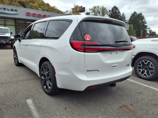 2025 Chrysler Pacifica PACIFICA LIMITED AWD