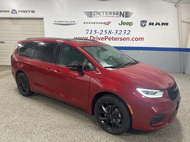 2025 Chrysler Pacifica PACIFICA LIMITED AWD