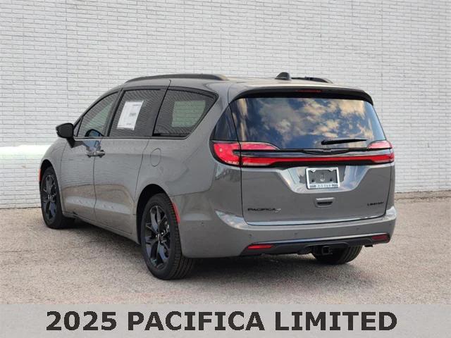 2025 Chrysler Pacifica PACIFICA LIMITED