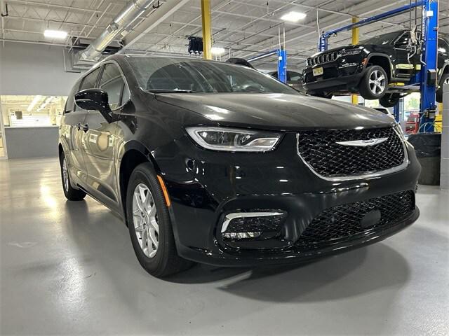 2025 Chrysler Pacifica PACIFICA SELECT