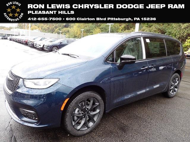 2025 Chrysler Pacifica PACIFICA LIMITED AWD