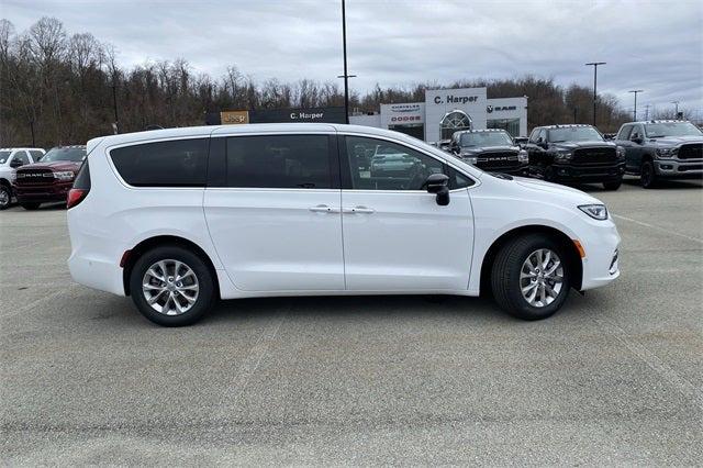 2025 Chrysler Pacifica PACIFICA SELECT AWD