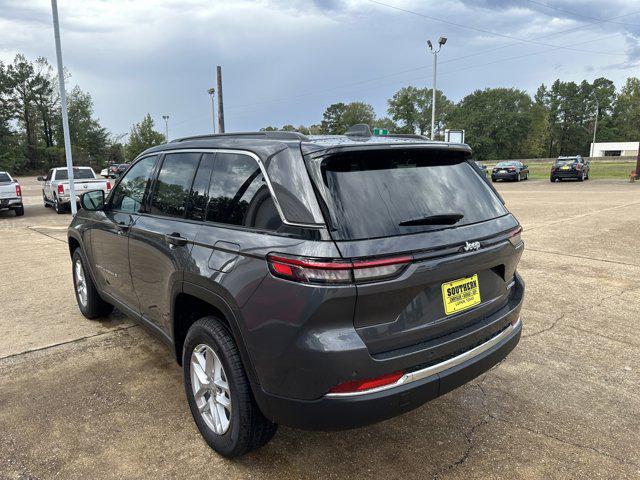 2025 Jeep Grand Cherokee GRAND CHEROKEE LAREDO X 4X2