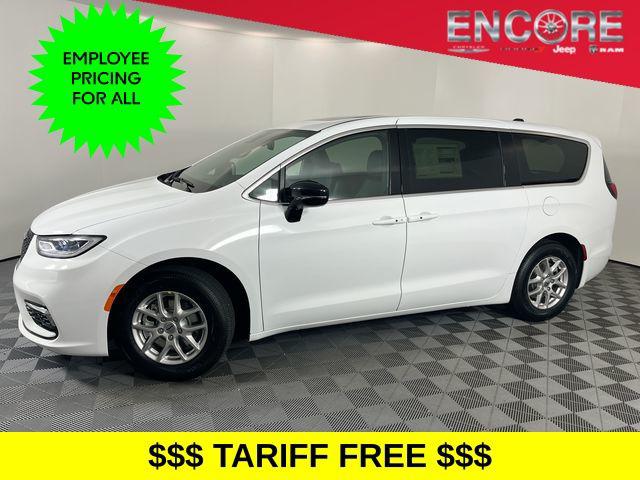 2025 Chrysler Pacifica PACIFICA SELECT