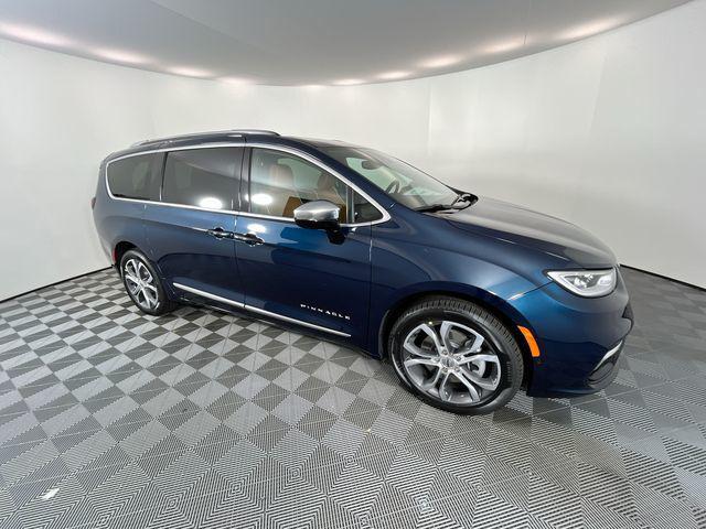 2025 Chrysler Pacifica PACIFICA PINNACLE AWD