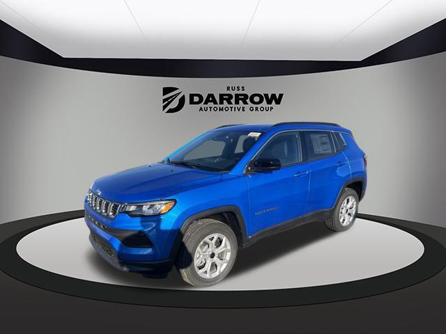 2025 Jeep Compass COMPASS LATITUDE 4X4