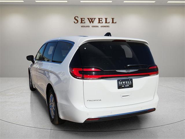 2025 Chrysler Pacifica PACIFICA SELECT