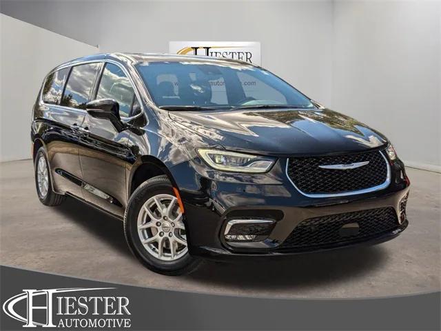 2025 Chrysler Pacifica PACIFICA SELECT