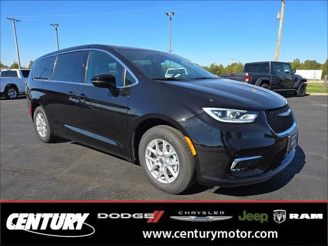 2025 Chrysler Pacifica PACIFICA SELECT