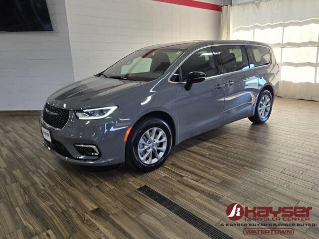 2025 Chrysler Pacifica PACIFICA SELECT AWD