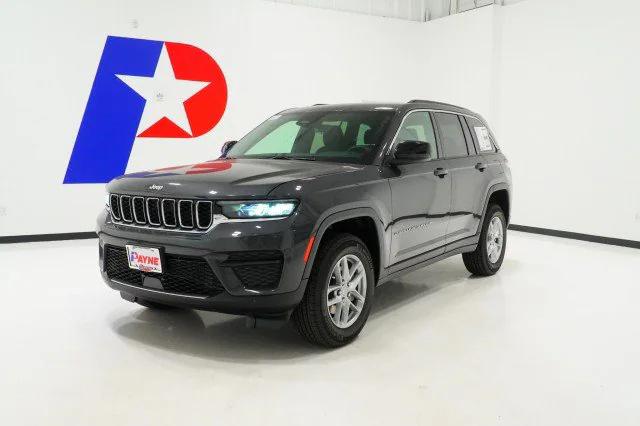 2025 Jeep Grand Cherokee GRAND CHEROKEE LAREDO X 4X2
