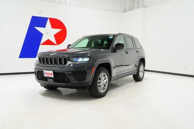 2025 Jeep Grand Cherokee GRAND CHEROKEE LAREDO X 4X2