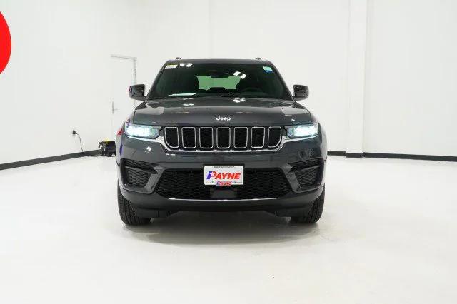 2025 Jeep Grand Cherokee GRAND CHEROKEE LAREDO X 4X2