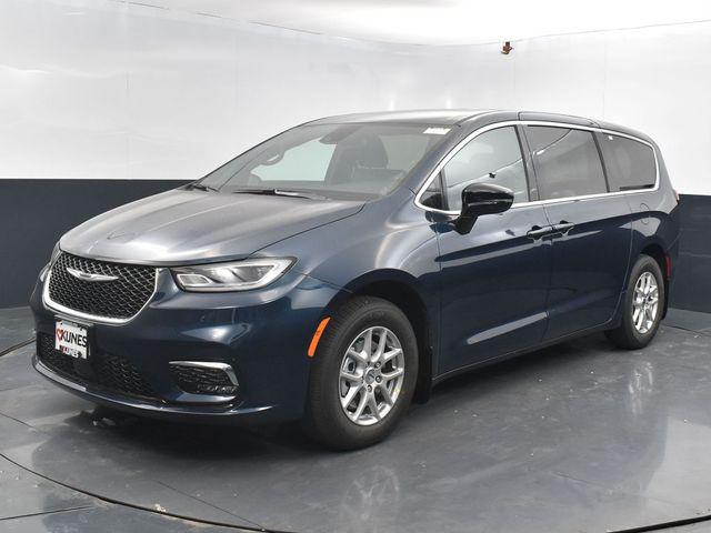 2025 Chrysler Pacifica PACIFICA SELECT