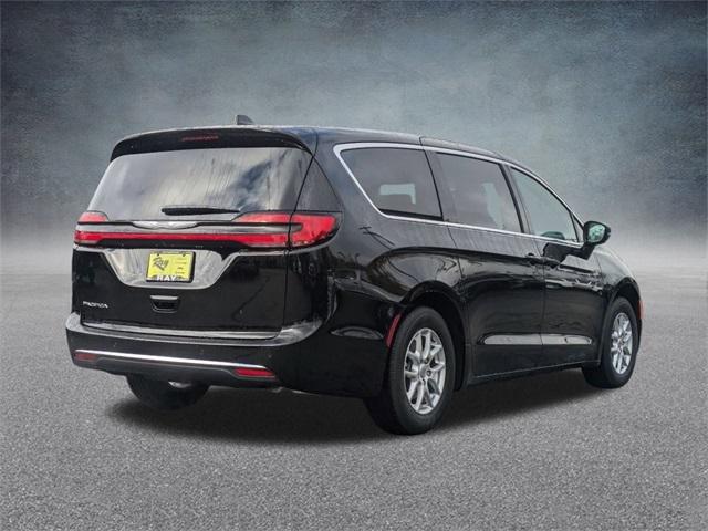 2025 Chrysler Pacifica PACIFICA SELECT