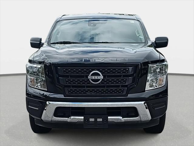 2023 Nissan TITAN Crew Cab SV 4x4