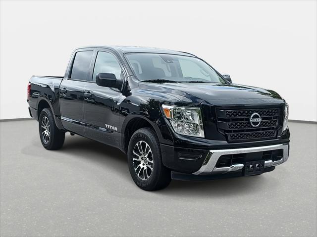 2023 Nissan TITAN Crew Cab SV 4x4