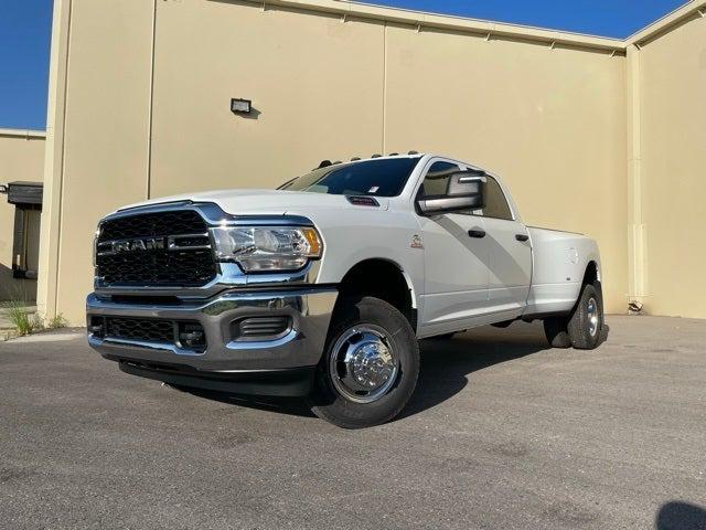 2024 RAM Ram 3500 RAM 3500 TRADESMAN CREW CAB 4X4 8 BOX