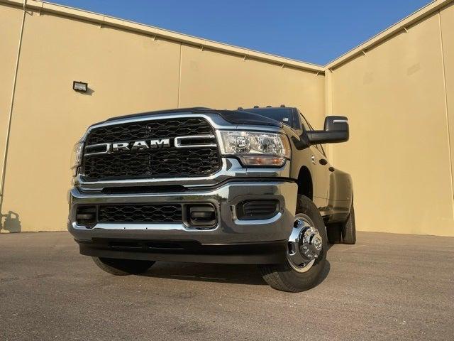 2024 RAM Ram 3500 RAM 3500 TRADESMAN CREW CAB 4X4 8 BOX