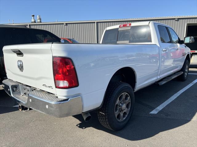 2017 RAM 2500 Big Horn Crew Cab 4x4 8 Box