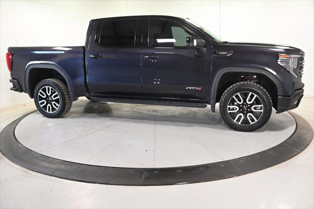 2023 GMC Sierra 1500 4WD Crew Cab Short Box AT4