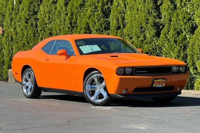 2014 Dodge Challenger SXT Plus