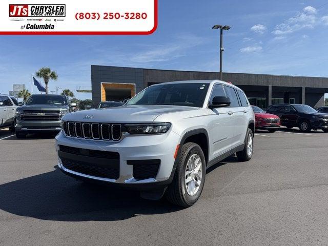 2023 Jeep Grand Cherokee L Laredo 4x4