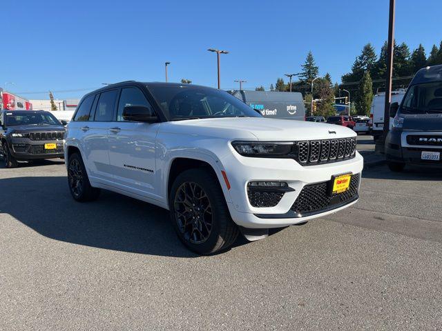 2025 Jeep Grand Cherokee GRAND CHEROKEE SUMMIT RESERVE 4X4